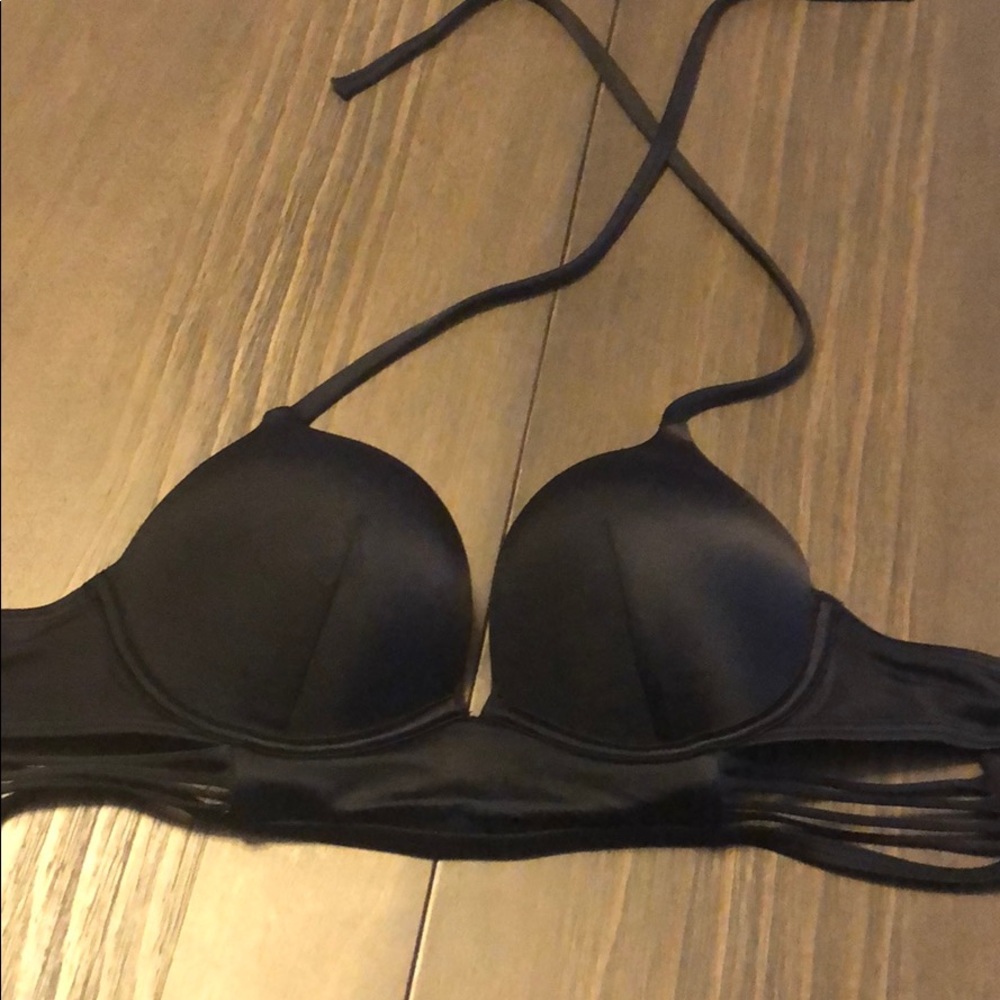 Victoria’s Secret bombshell bathing suit top